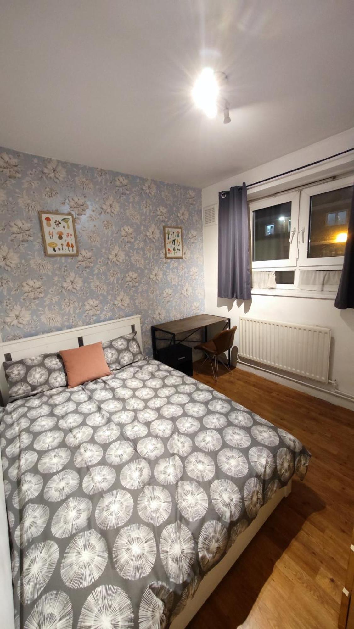 Spacious Flat With 2 To 3 Bedrooms In Апартаменты *
